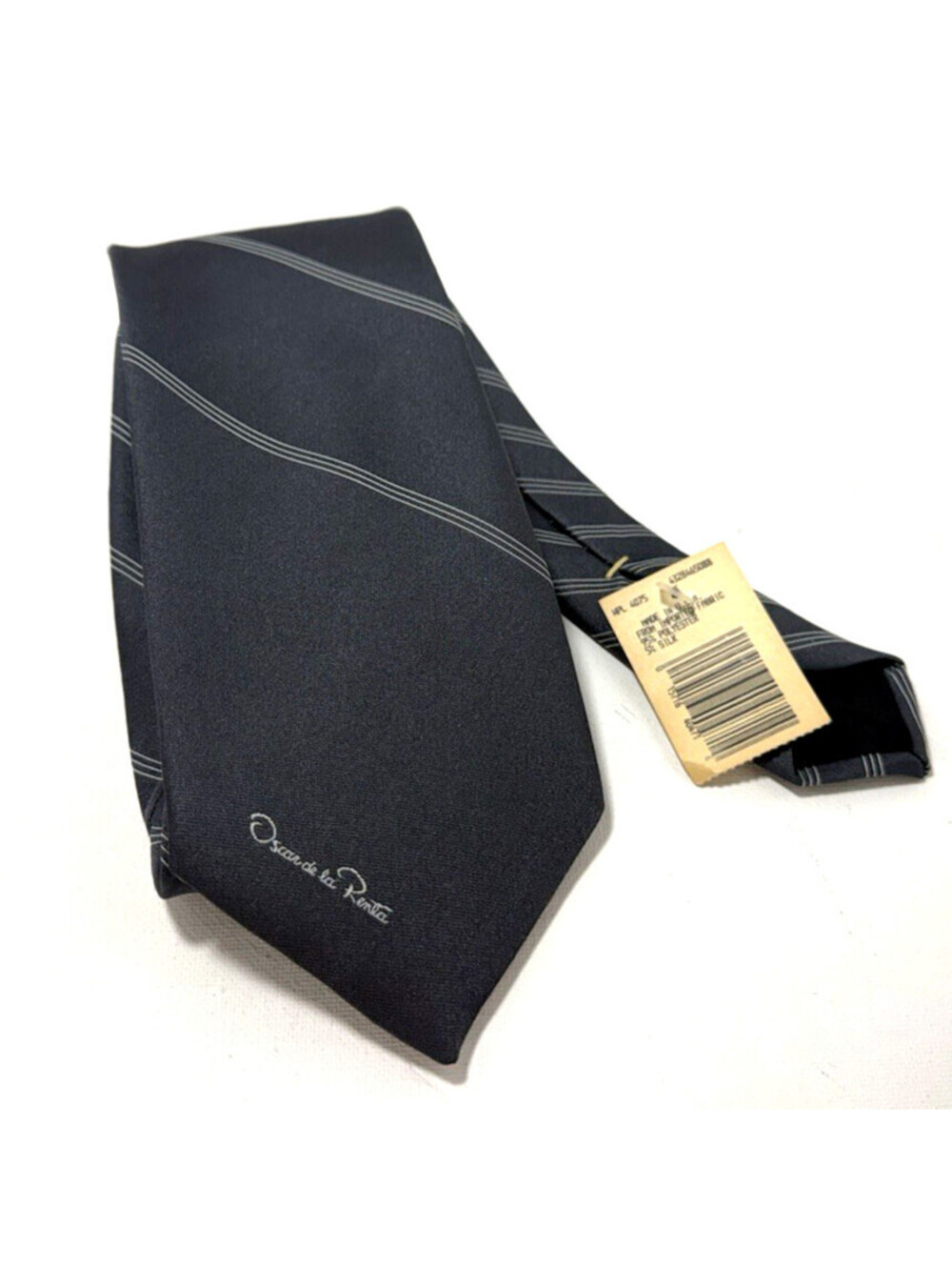 VTG Oscar De La Renta Mens Gray Tie Striped Necktie Black 95% polyester 5% silk - Picture 1 of 7